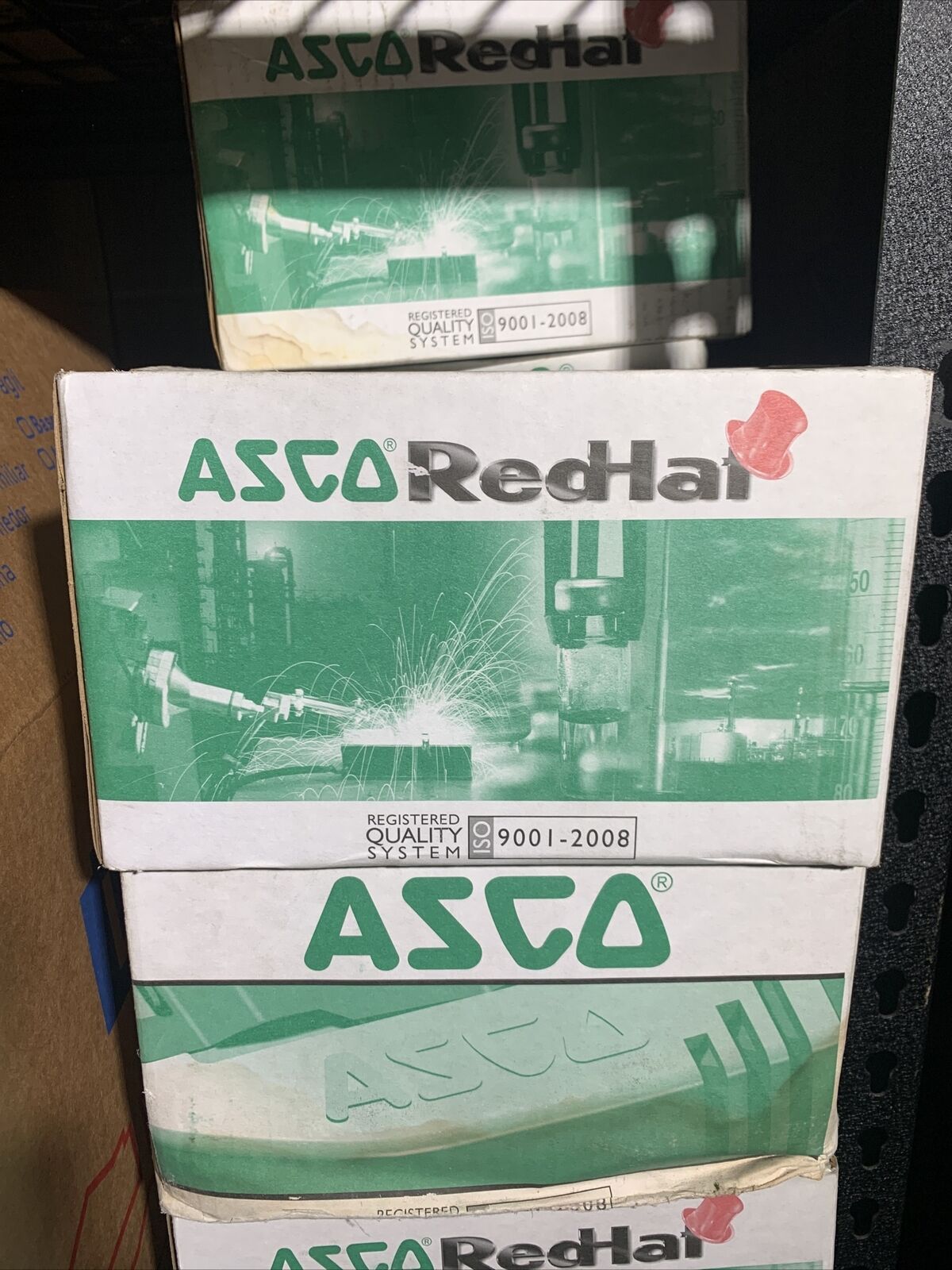 ASCO SC8210G022 24V DC BRASS SOLENOID VALVE NORMALLY CLOSED, PIPE SIZE 1 1/2 in.