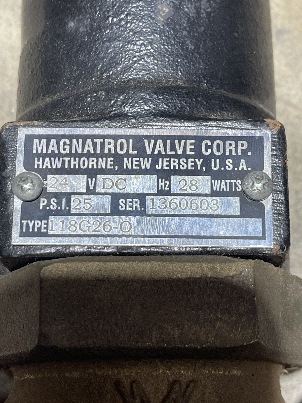 29567528