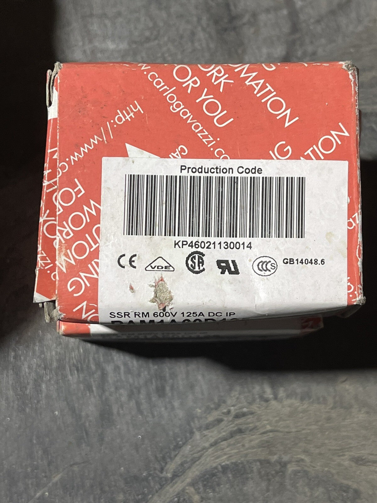 29565867