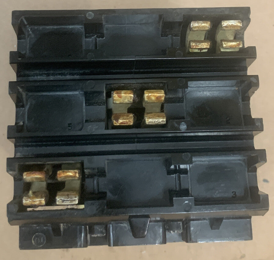 33580853