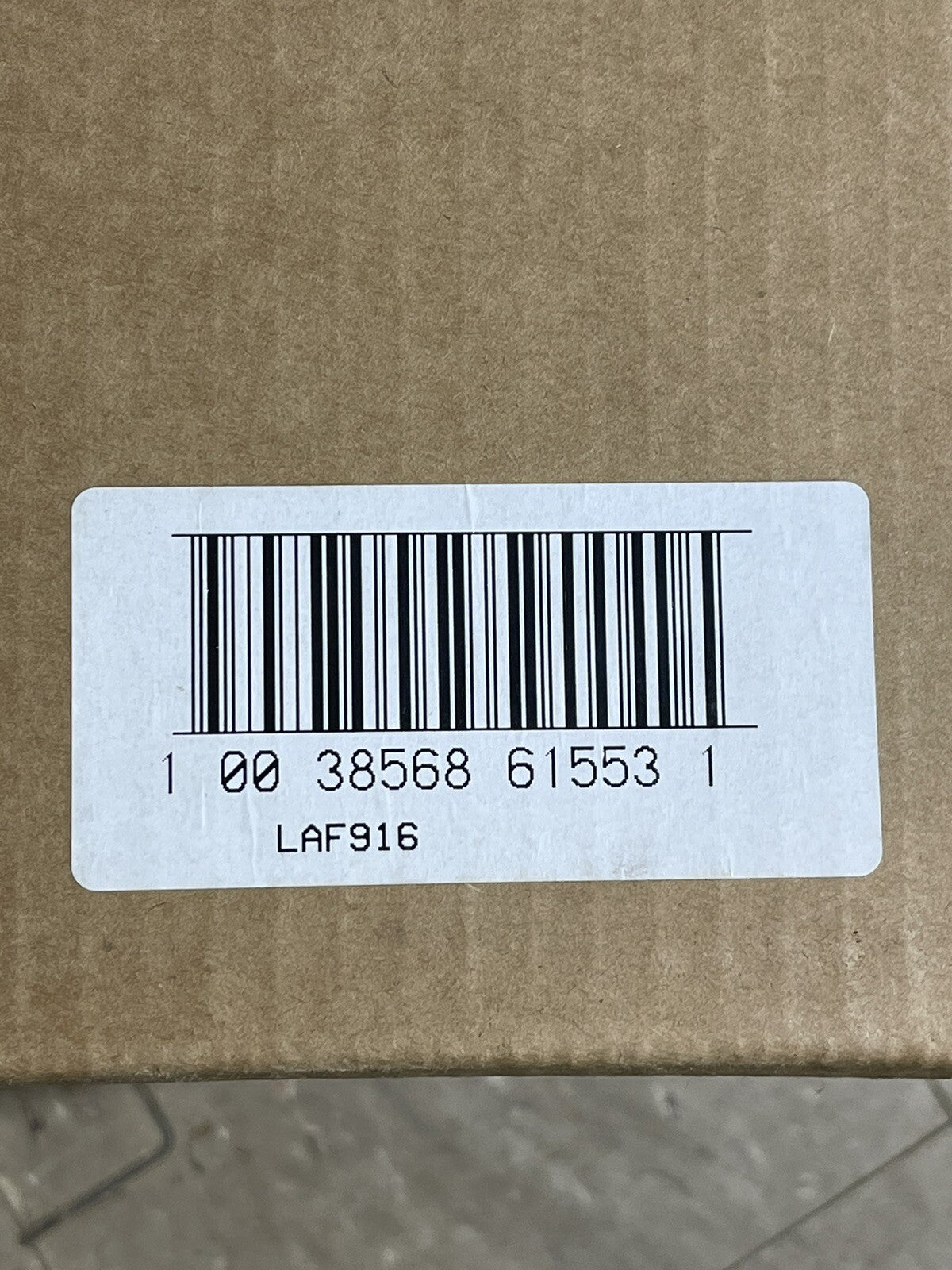 27688136
