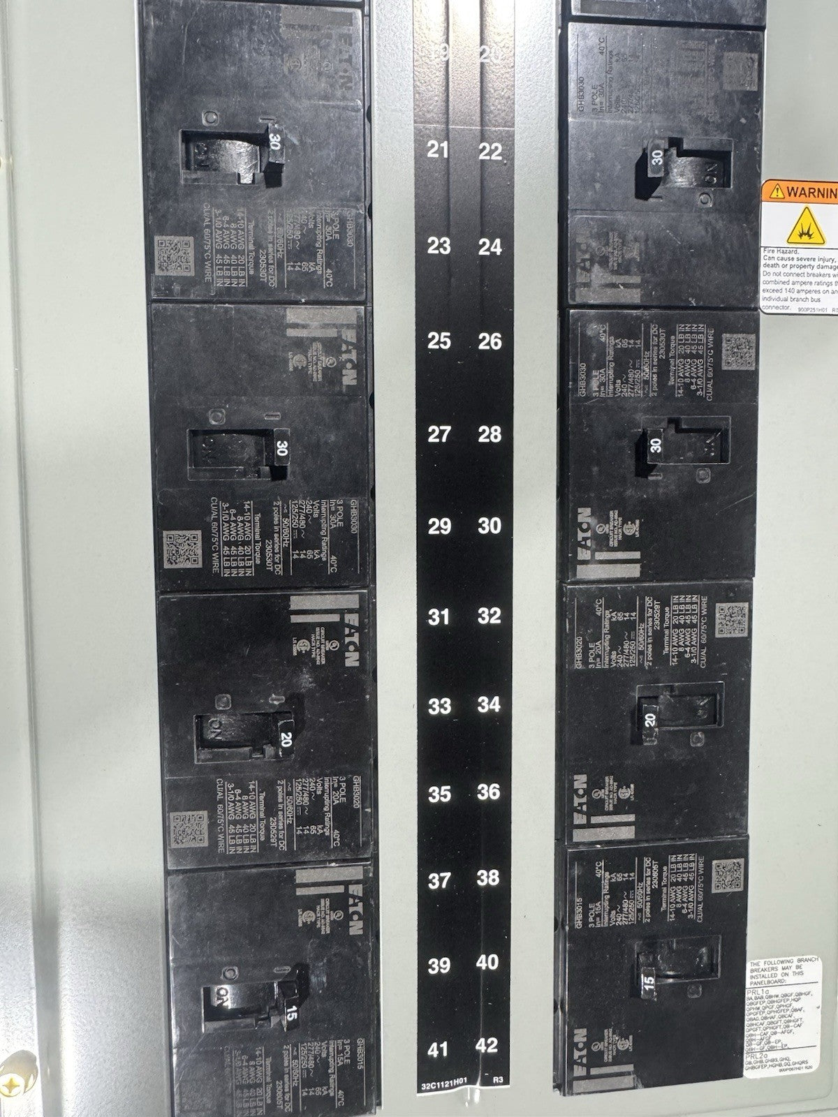 Eaton POWRLine PRL2a Panelboard Interior 400A MLO 480/277 3P 4W With B ...
