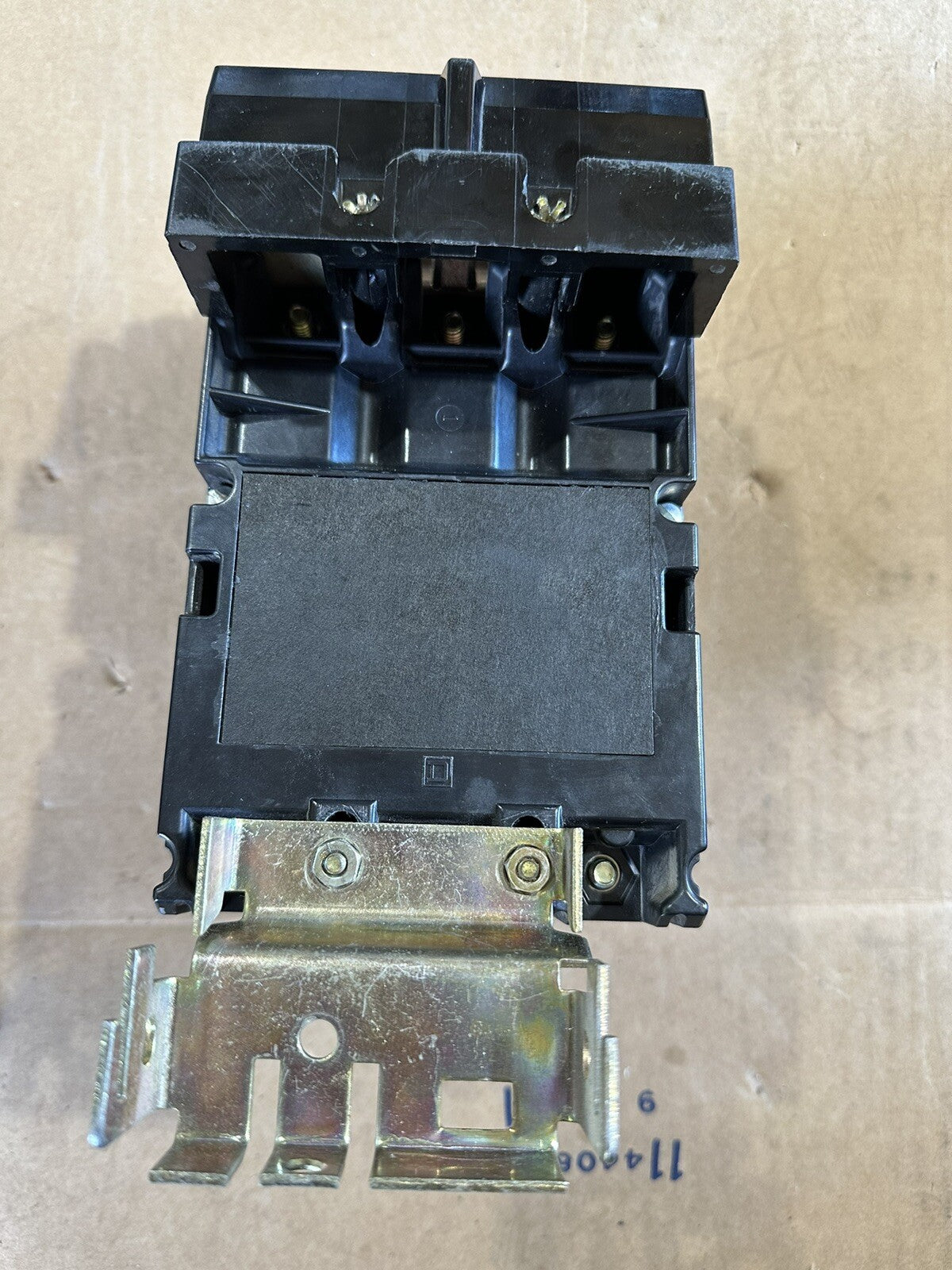 37105581