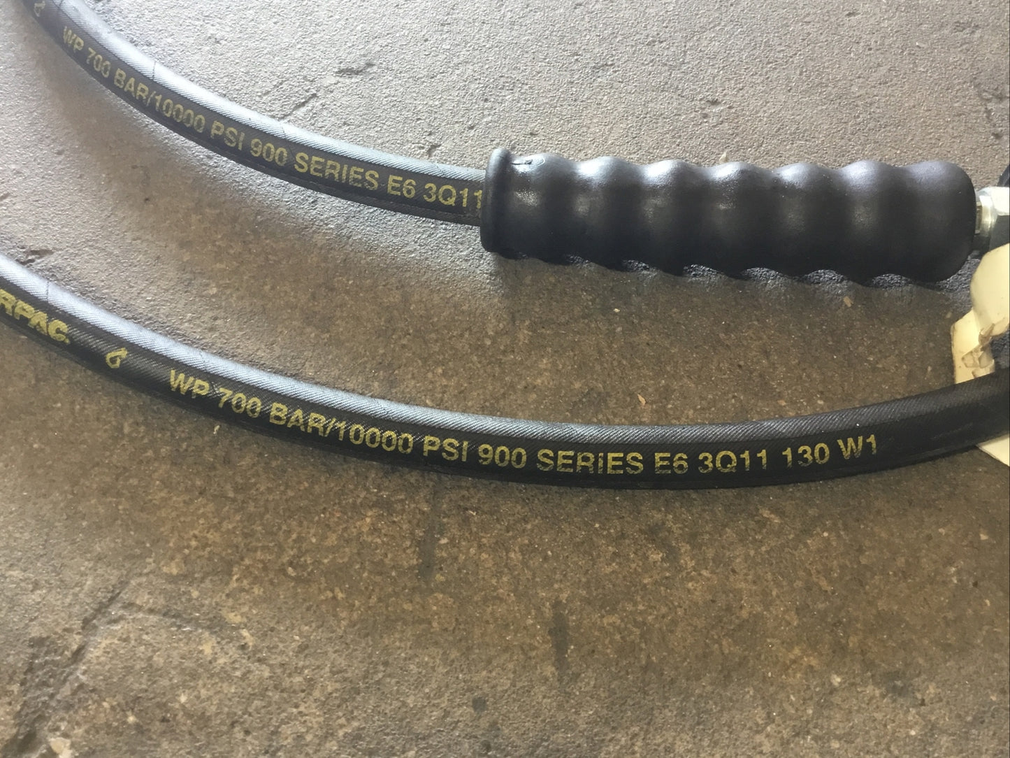 32996792