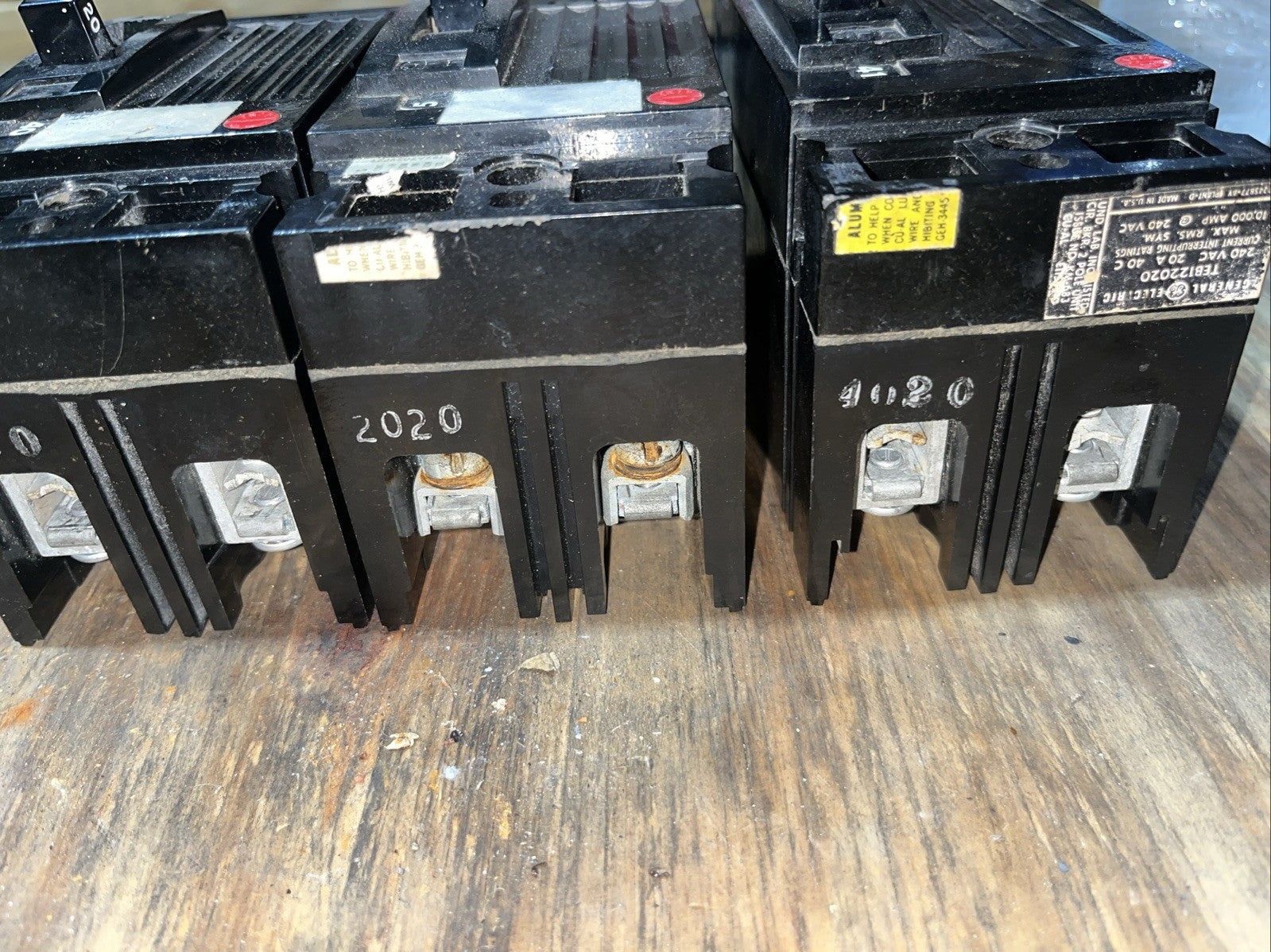 45387902