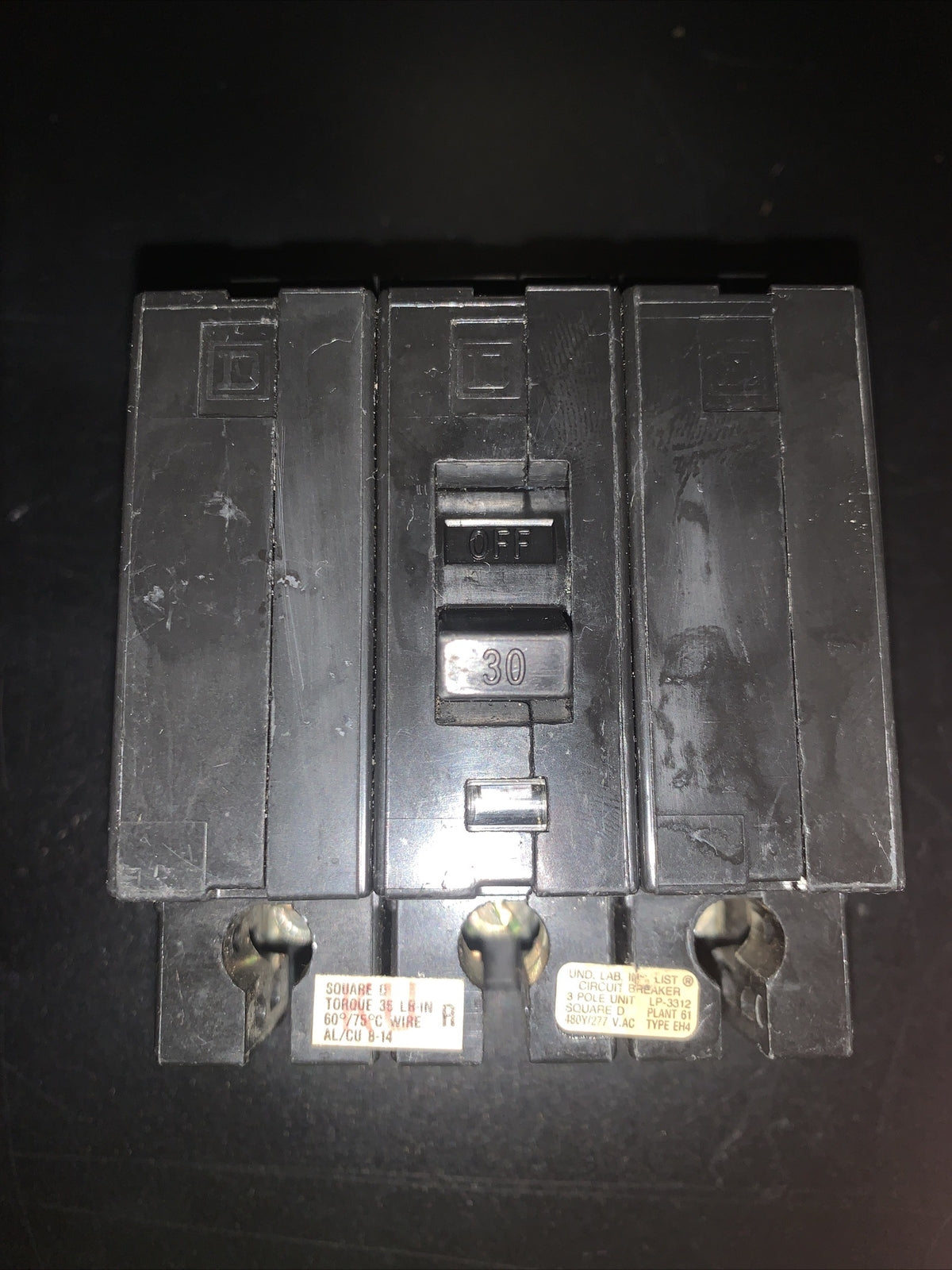 Interruptor Square D Egb34030, E-frame, 30a, 3 Pole, 480y/2 Interruptor Square D Egb34030, E-frame, 30a, 3 Pole, 480y/2