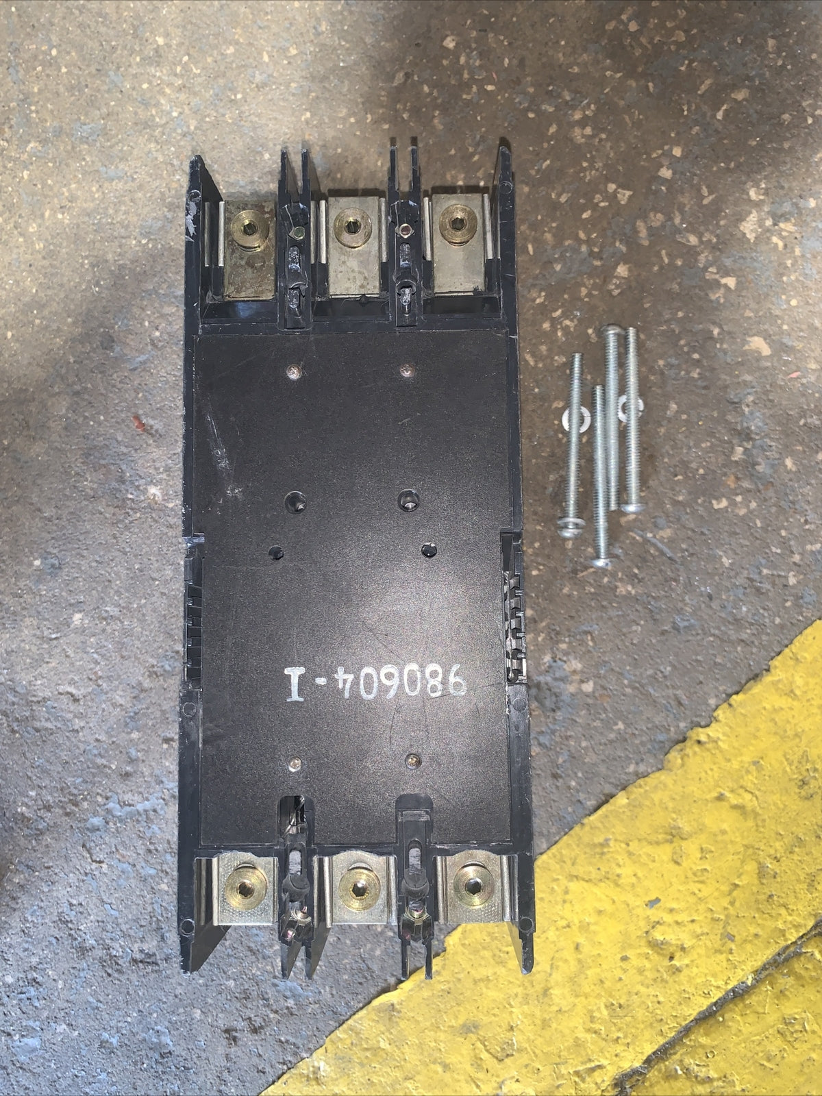 37170554