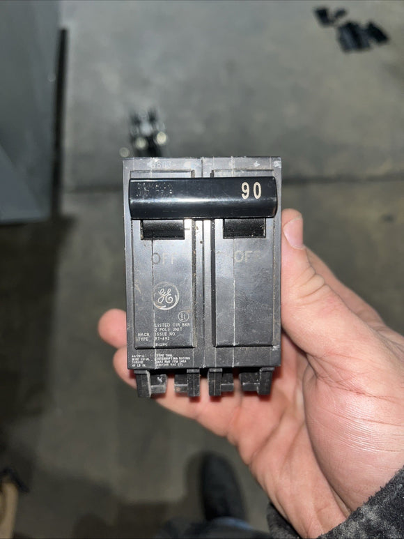 46704606