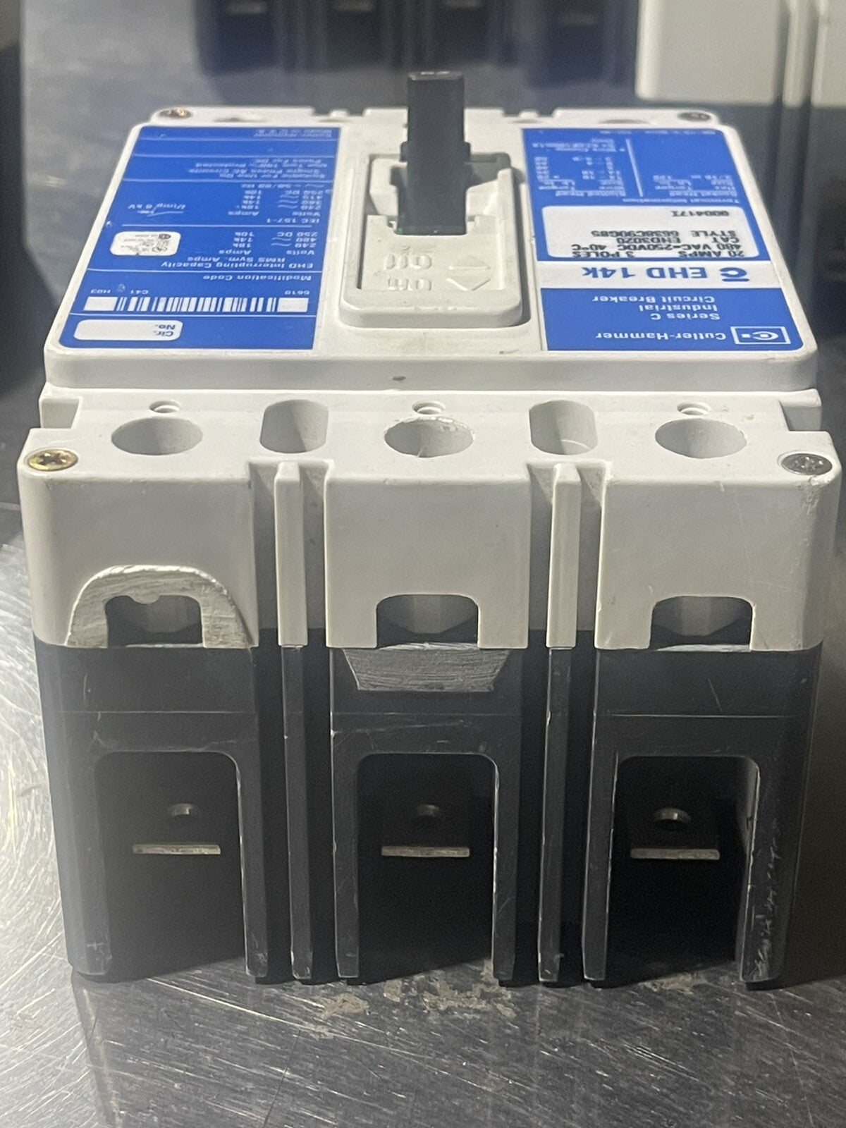 30046133
