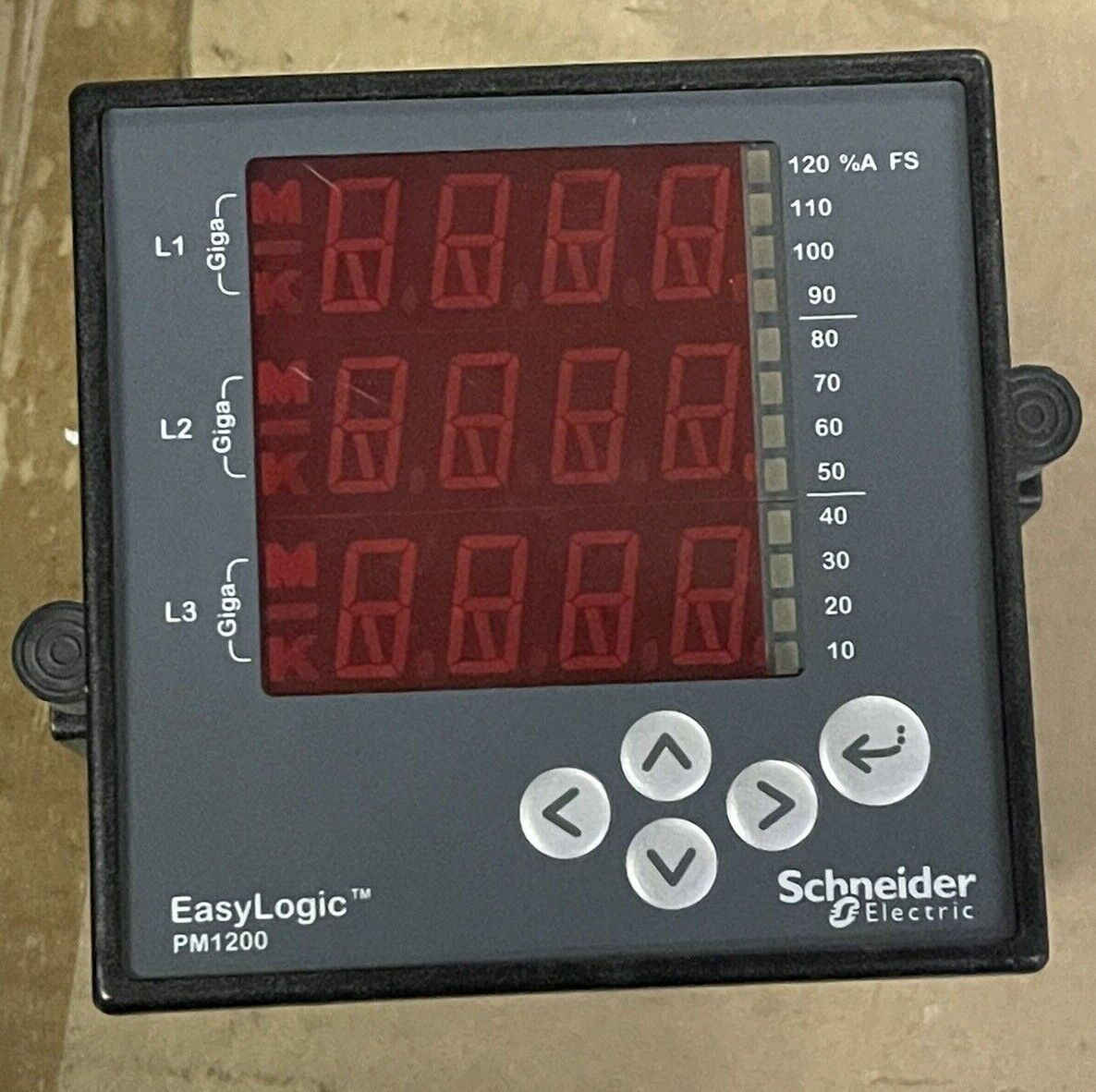 SCHNIDER ELECTRIC EasyLogic PM1200 POWER & ENERGY METER