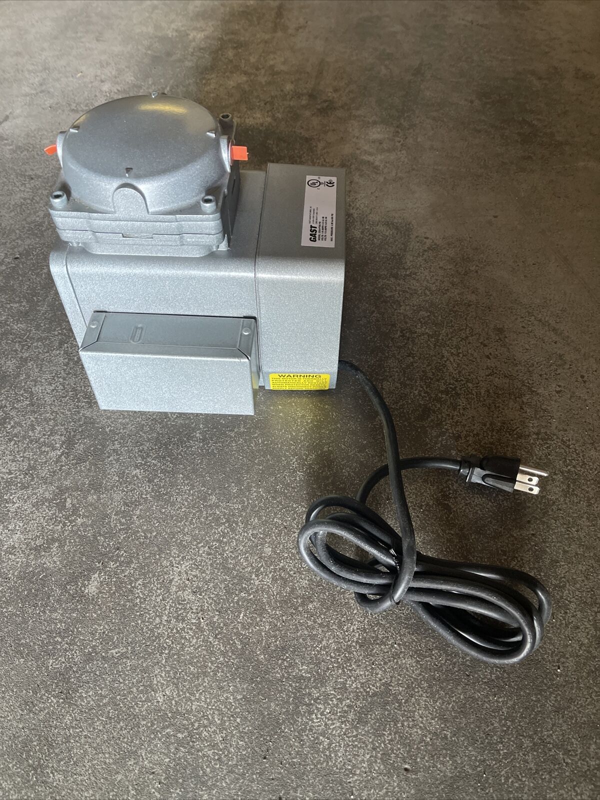 GAST DOA-P703-FB OIL-LESS DIAPHRAGM VACUUM PUMP & COMPRESSOR