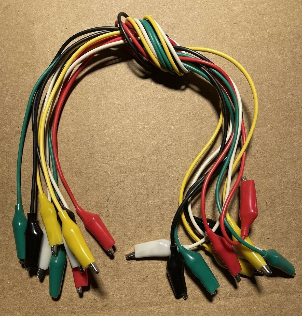 NTE ELECTRONICS 72-111 MULTI COLOR INSULATED ALLIGATOR CLIP LEAD SET