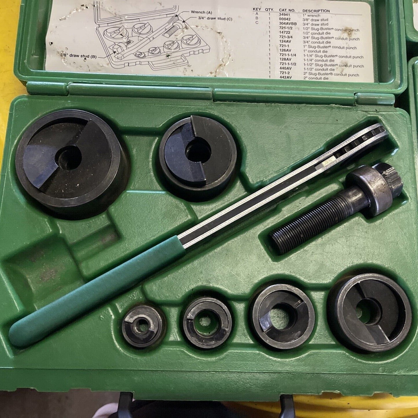 GREENLEE 7238SB SLUGBUSTER KNOCKOUT PUNCH KIT 1/2 to 2". MISSING 3/8” DRAW STUD.