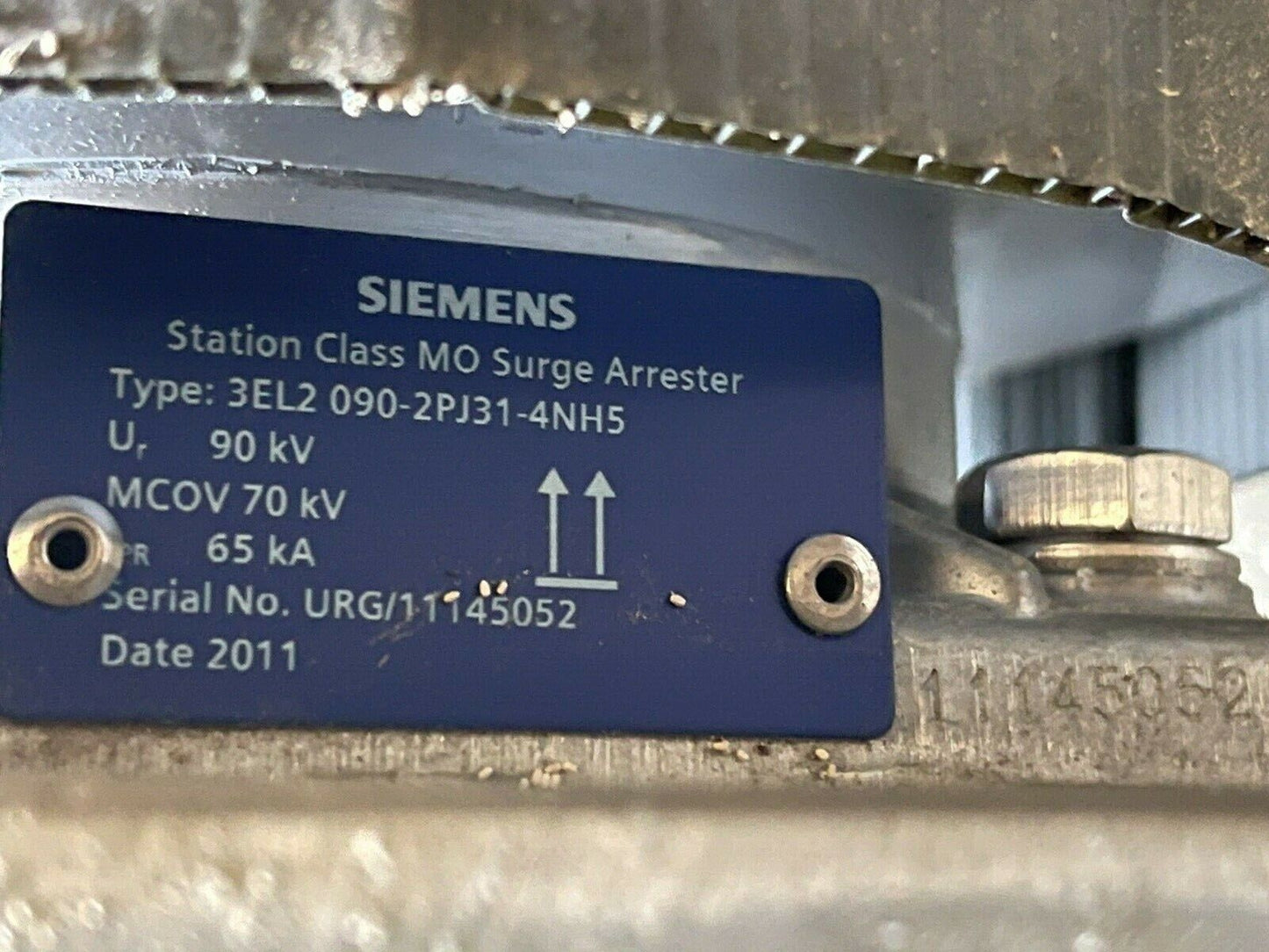 SIEMENS 3EL2 SURGE ARRESTER, SILICON RUBBER HOUSING AND CAGE DESIGN, MCOV 70kV