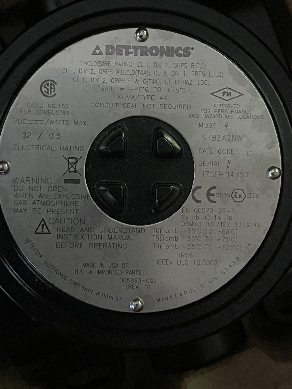 DET-TRONICS 226365-132 FLEXSONIC SENSOR TERMINATION BOX GAS DETECTOR STB2A2NW